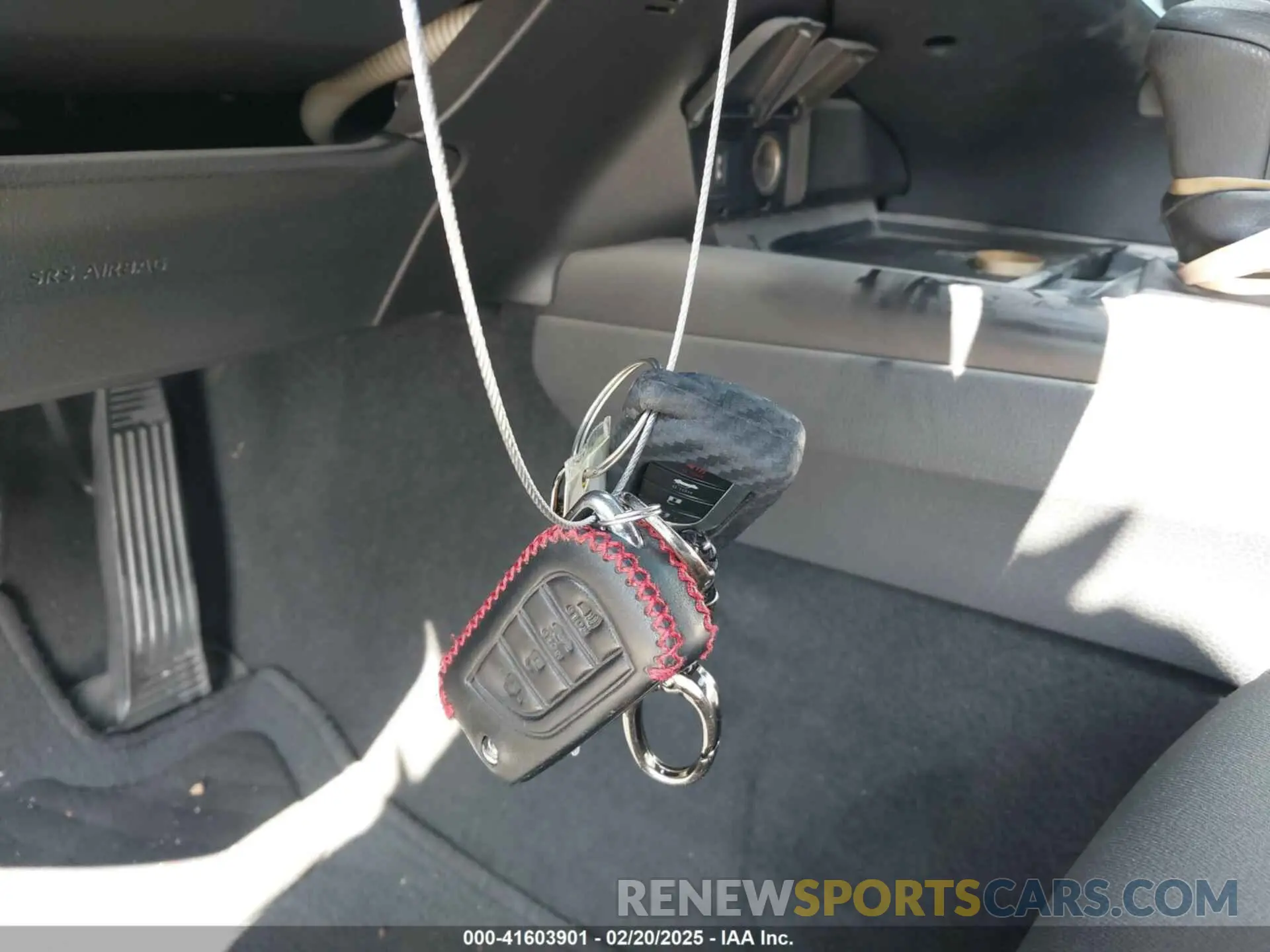 11 Photograph of a damaged car 4T1C11AK8NU675204 TOYOTA CAMRY 2022