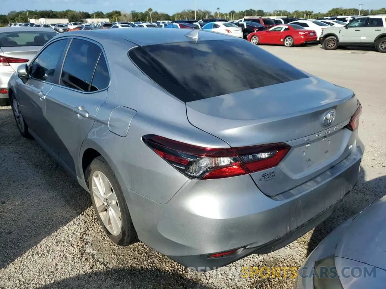 6 Фотография поврежденного автомобиля 4T1C11AK8NU677552 TOYOTA CAMRY 2022