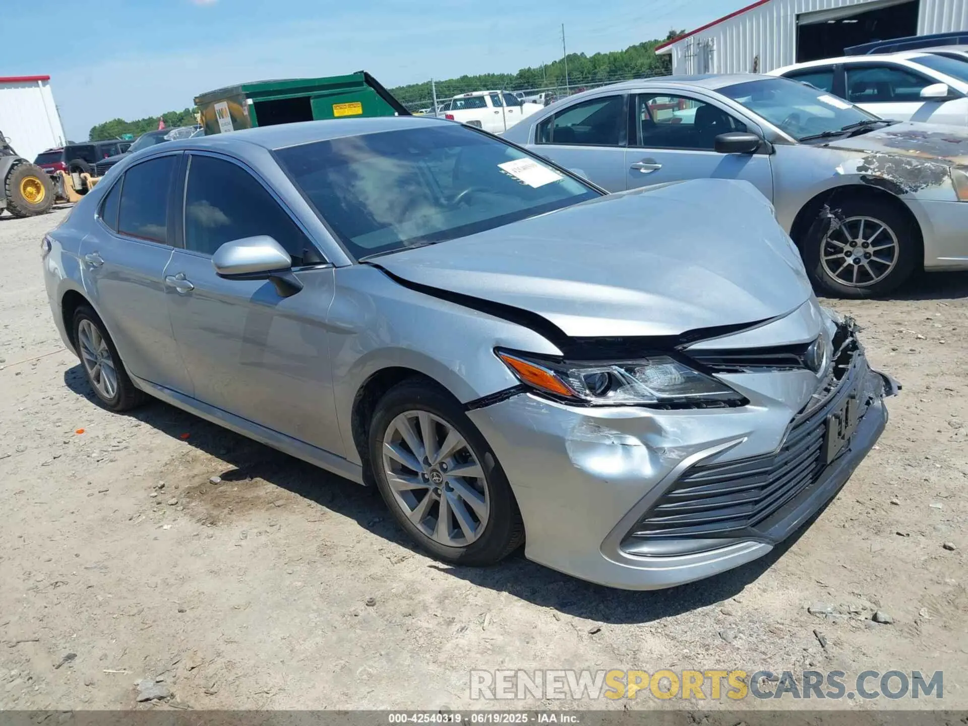 1 Фотография поврежденного автомобиля 4T1C11AK8NU688583 TOYOTA CAMRY 2022