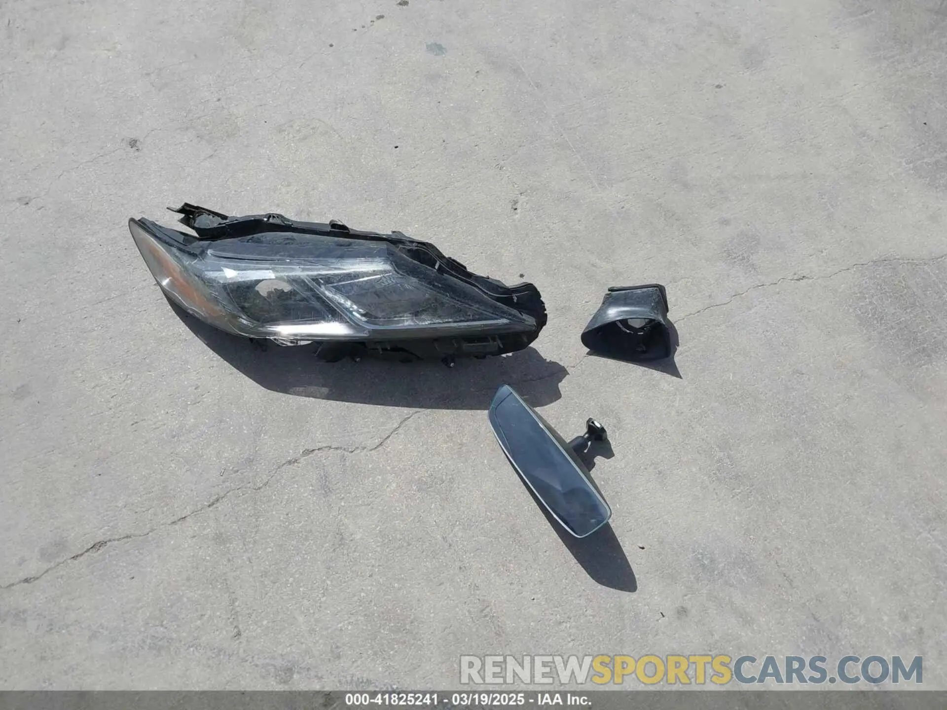 11 Photograph of a damaged car 4T1C11AK9NU046857 TOYOTA CAMRY 2022