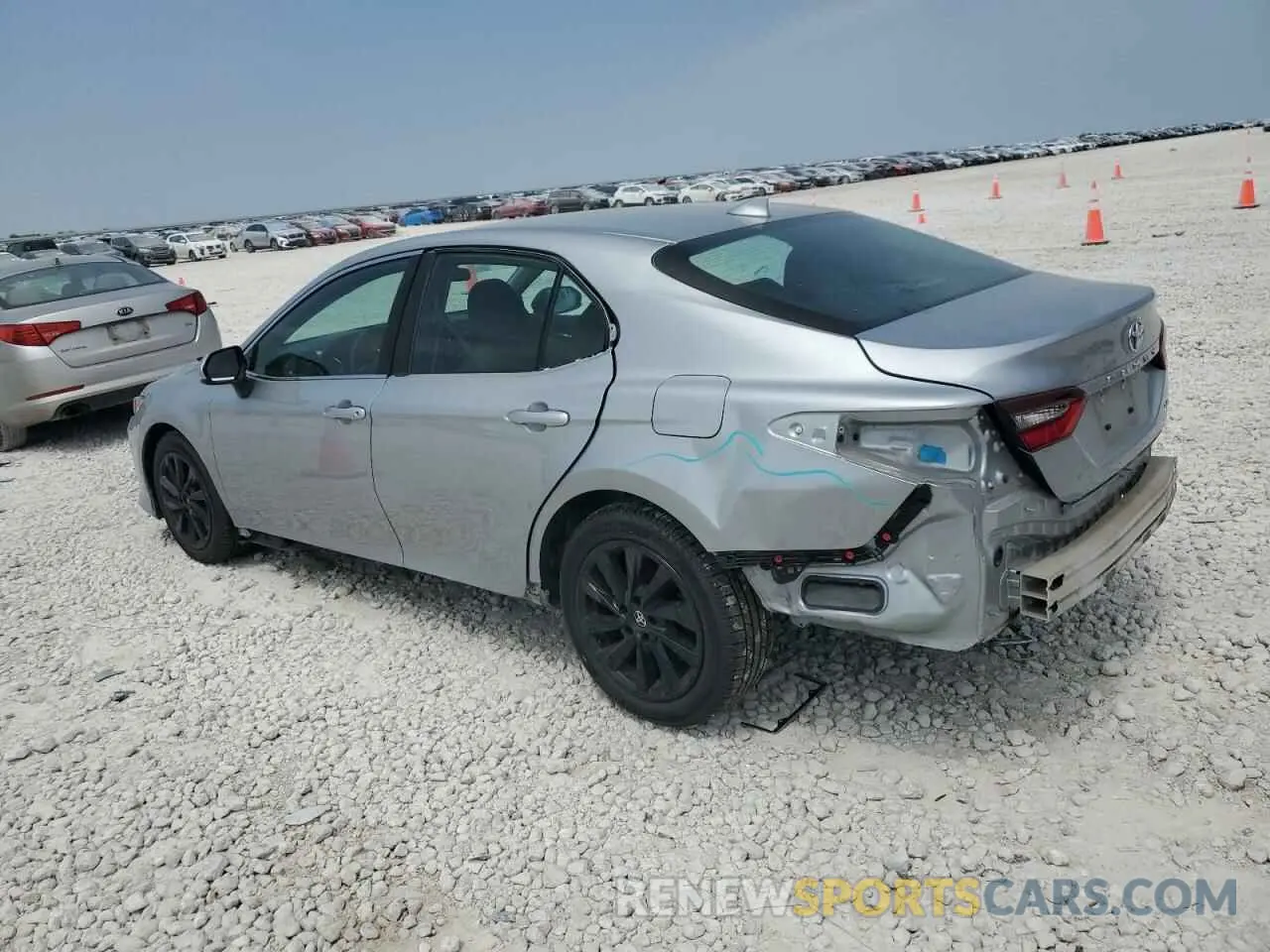 2 Photograph of a damaged car 4T1C11AK9NU074044 TOYOTA CAMRY 2022