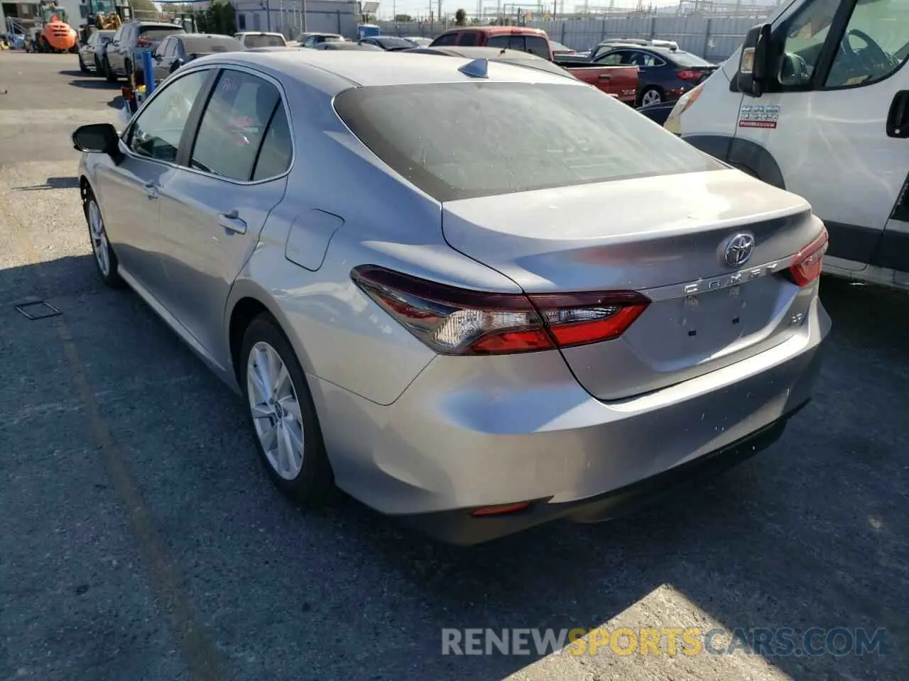 3 Photograph of a damaged car 4T1C11AK9NU637349 TOYOTA CAMRY 2022
