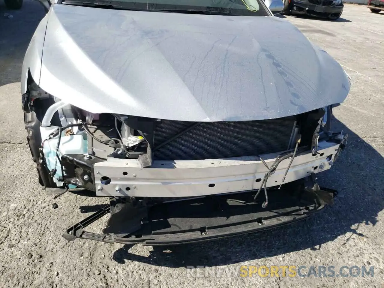 9 Photograph of a damaged car 4T1C11AK9NU637349 TOYOTA CAMRY 2022
