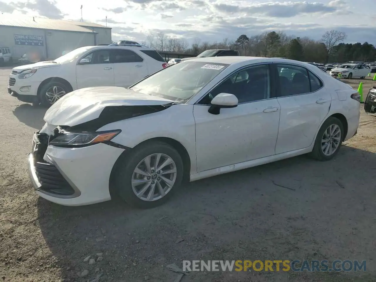 1 Photograph of a damaged car 4T1C11AK9NU639537 TOYOTA CAMRY 2022