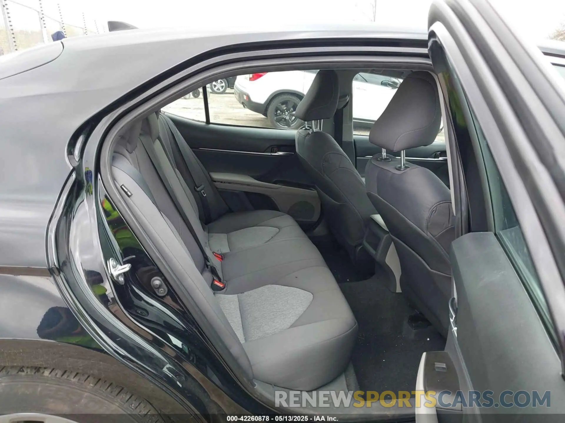 8 Фотография поврежденного автомобиля 4T1C11AK9NU650716 TOYOTA CAMRY 2022