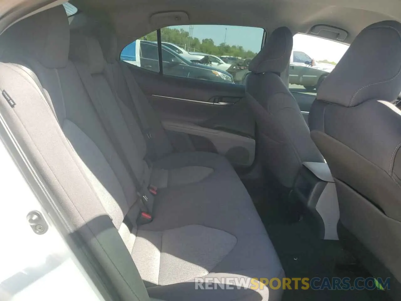 10 Photograph of a damaged car 4T1C11AK9NU691038 TOYOTA CAMRY 2022