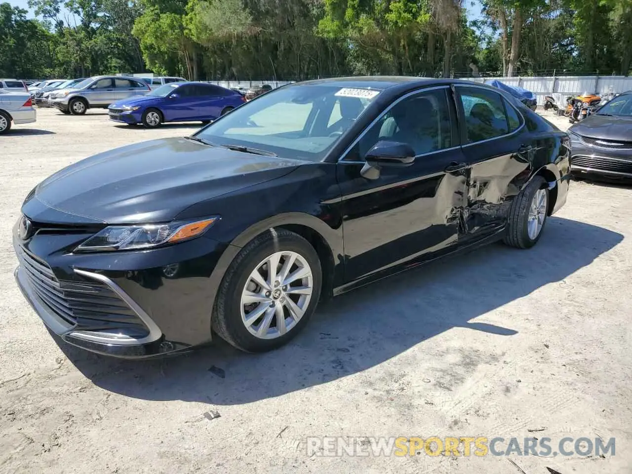 1 Photograph of a damaged car 4T1C11AKXNU061173 TOYOTA CAMRY 2022