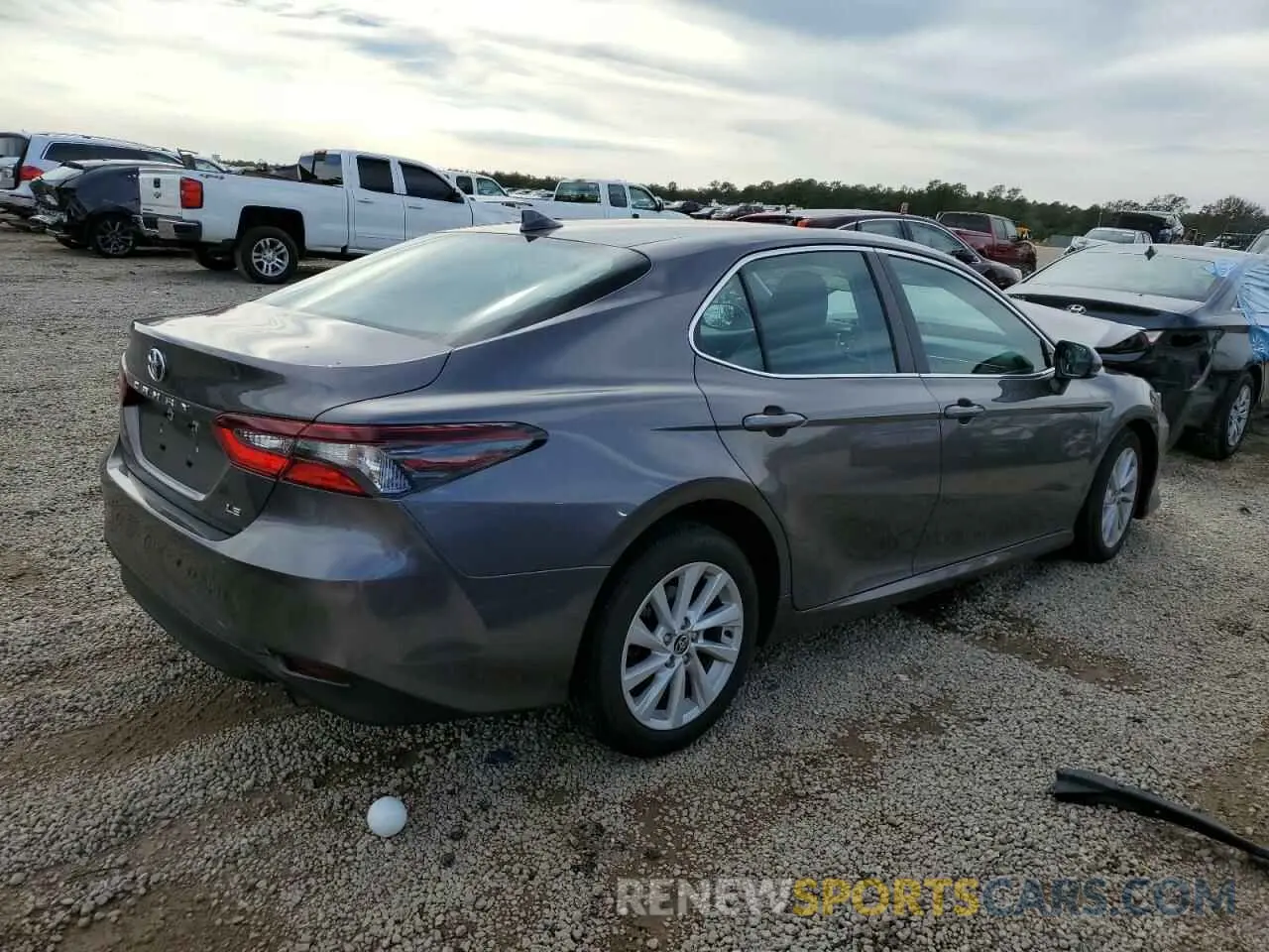 3 Фотография поврежденного автомобиля 4T1C11AKXNU624223 TOYOTA CAMRY 2022