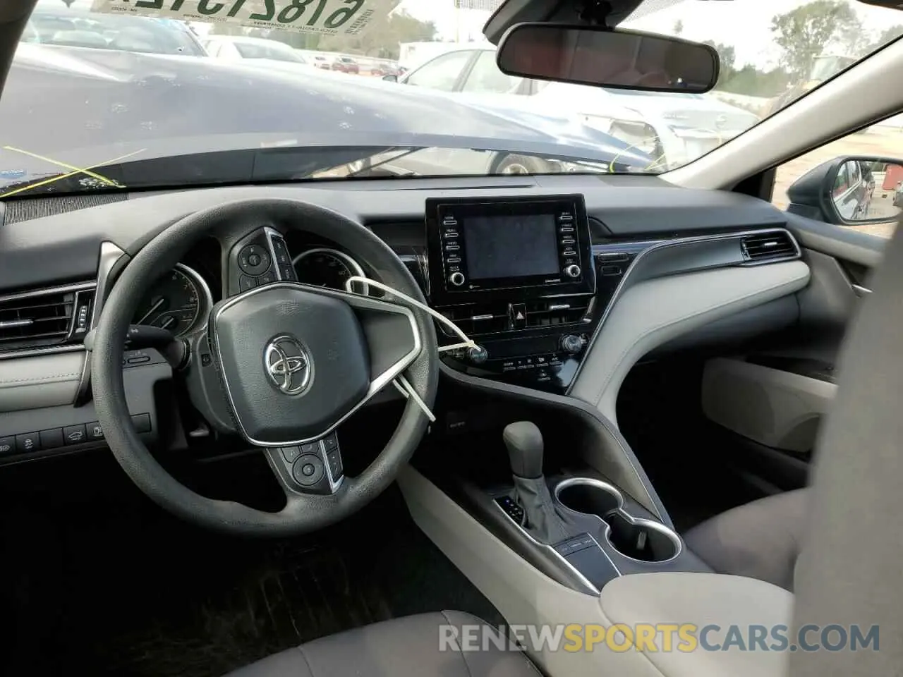 8 Фотография поврежденного автомобиля 4T1C11AKXNU624223 TOYOTA CAMRY 2022