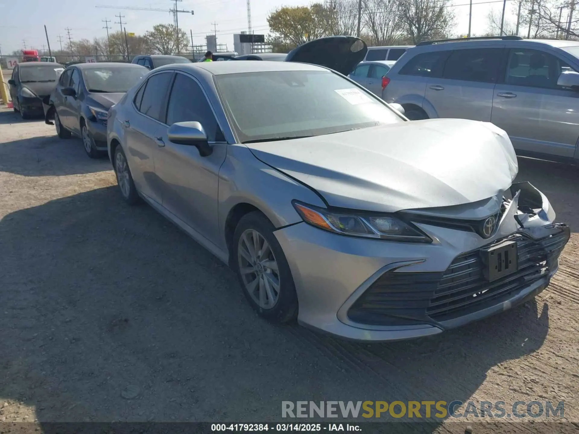 1 Photograph of a damaged car 4T1C11AKXNU629213 TOYOTA CAMRY 2022