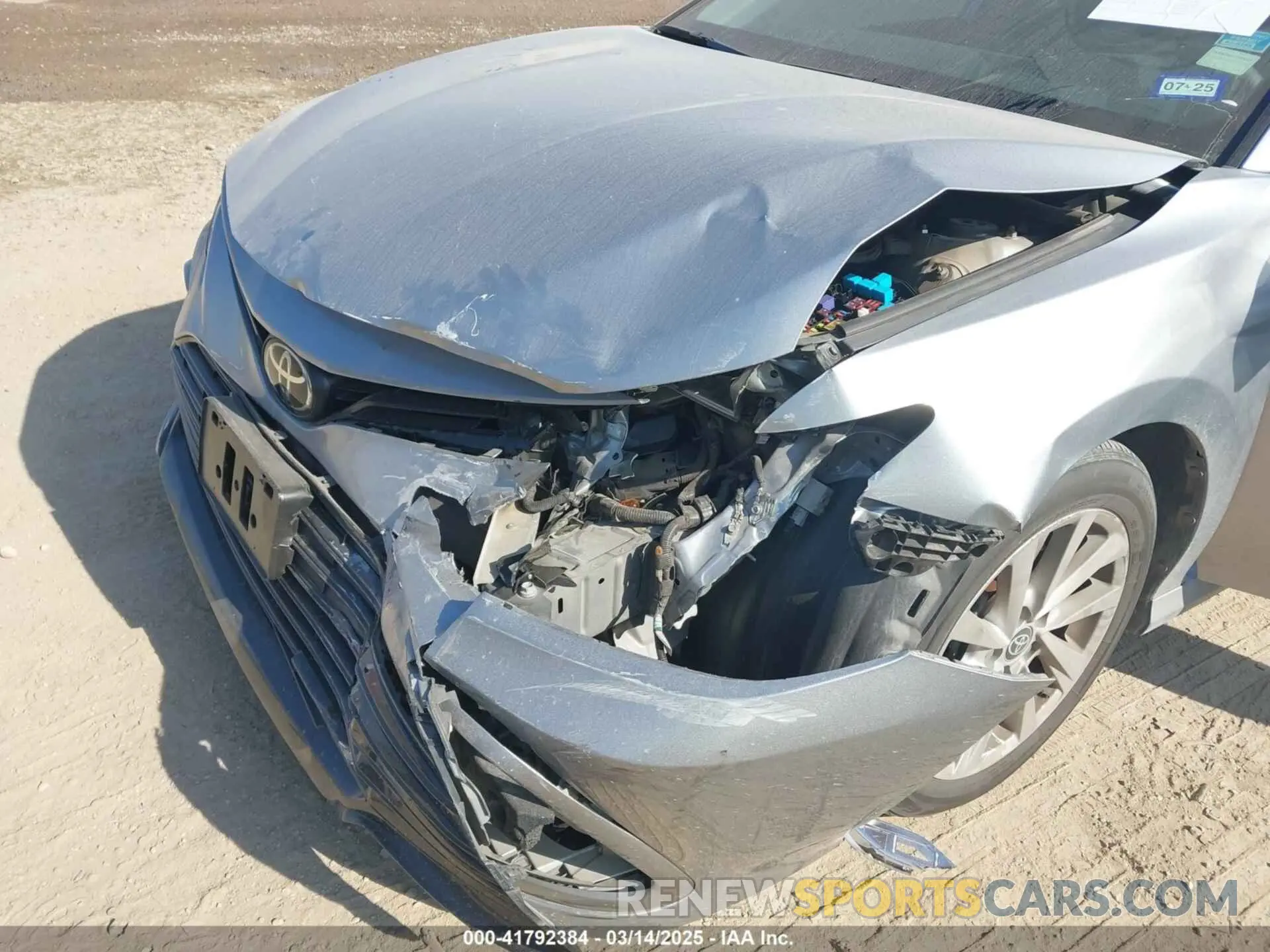 6 Photograph of a damaged car 4T1C11AKXNU629213 TOYOTA CAMRY 2022