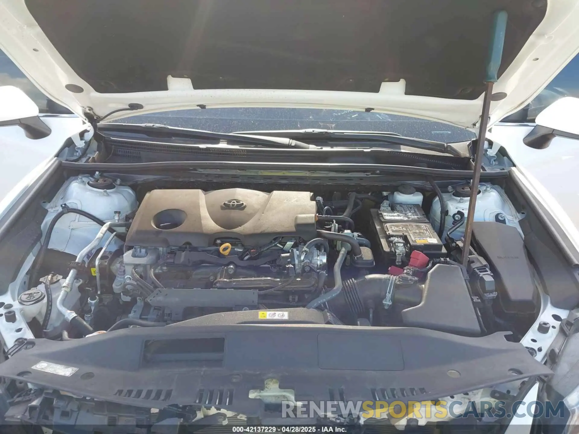 10 Фотография поврежденного автомобиля 4T1C11AKXNU642169 TOYOTA CAMRY 2022