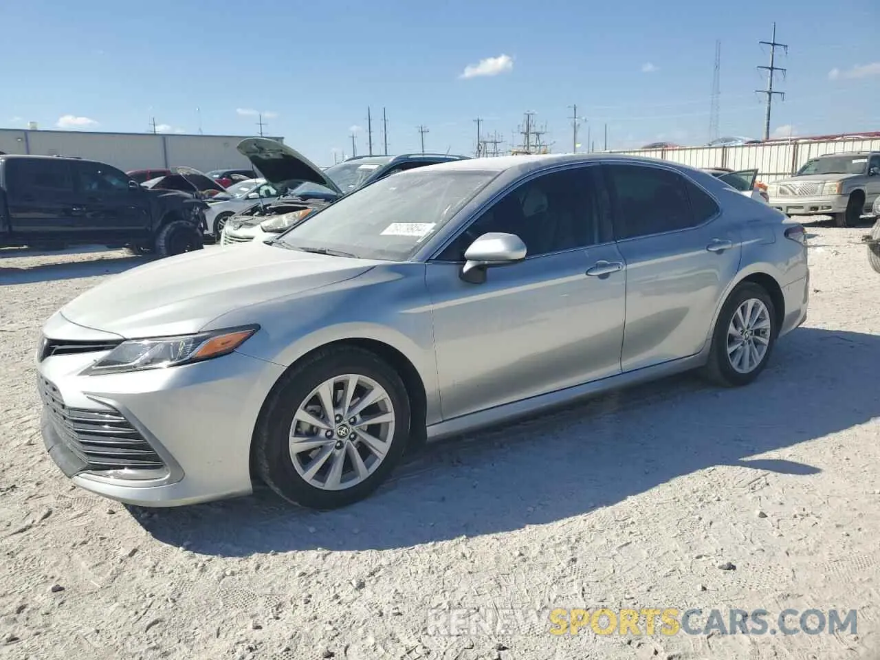 1 Photograph of a damaged car 4T1C11AKXNU652393 TOYOTA CAMRY 2022
