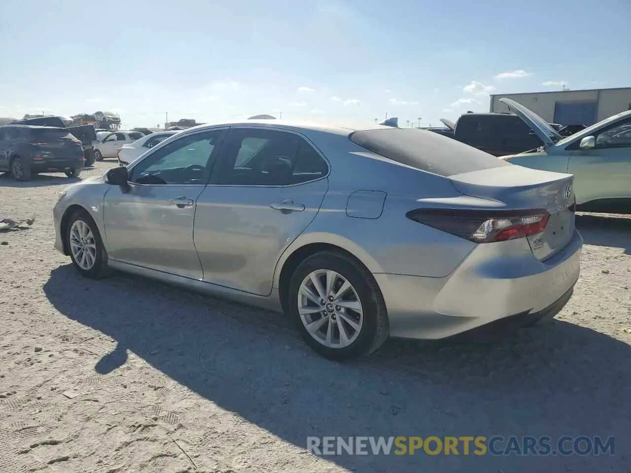 2 Photograph of a damaged car 4T1C11AKXNU652393 TOYOTA CAMRY 2022