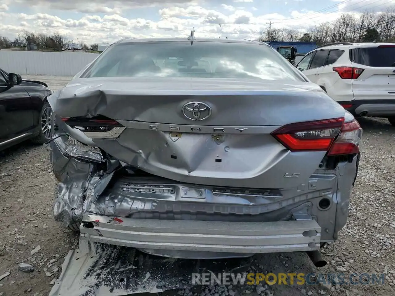 6 Photograph of a damaged car 4T1C11AKXNU690884 TOYOTA CAMRY 2022