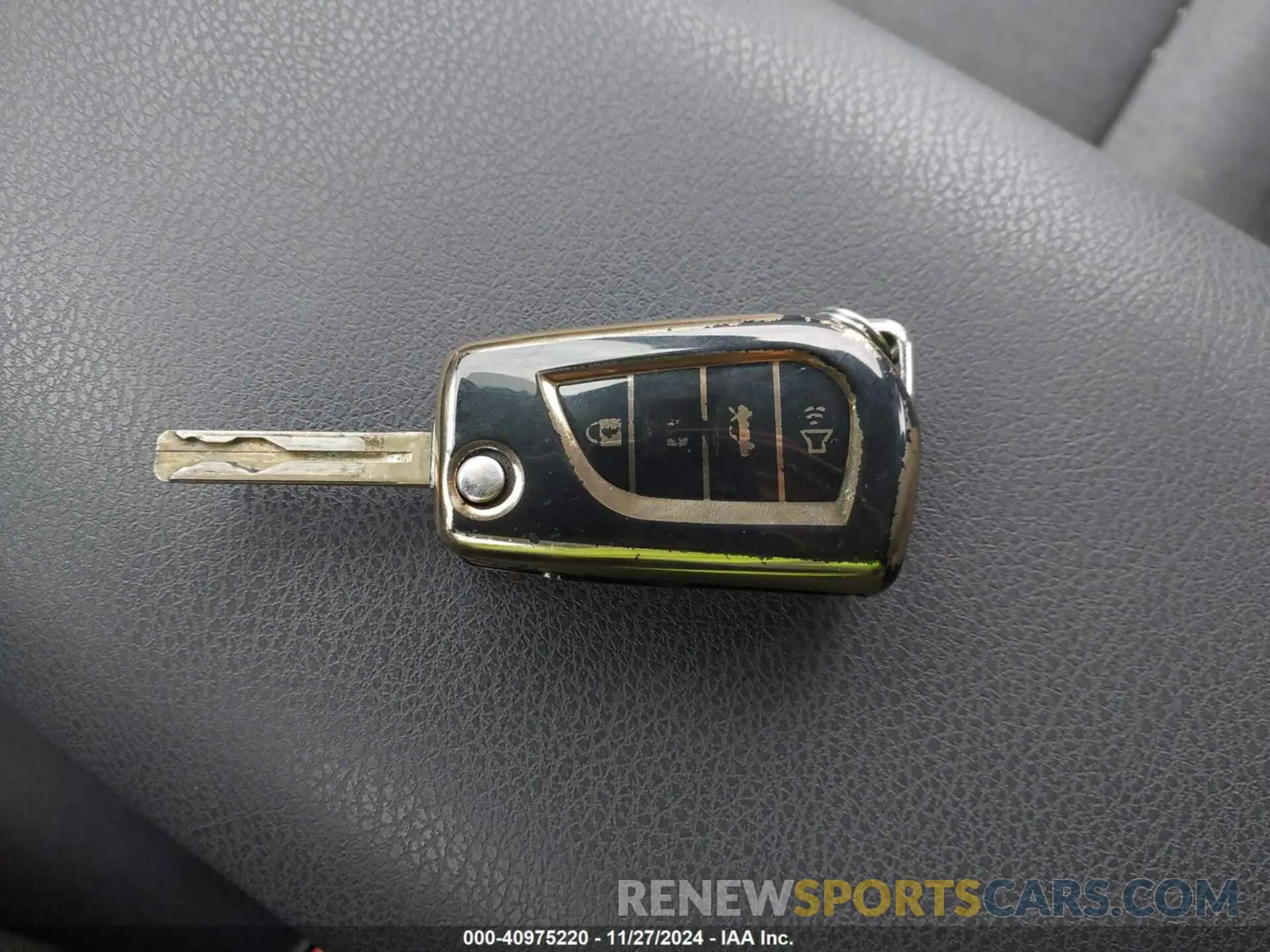 11 Фотография поврежденного автомобиля 4T1C11BK0NU067112 TOYOTA CAMRY 2022