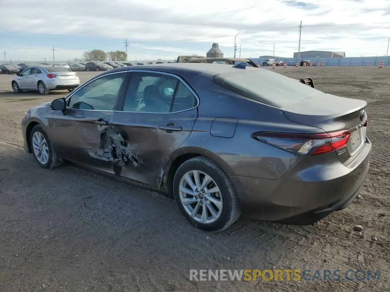 2 Фотография поврежденного автомобиля 4T1C11BK1NU048598 TOYOTA CAMRY 2022