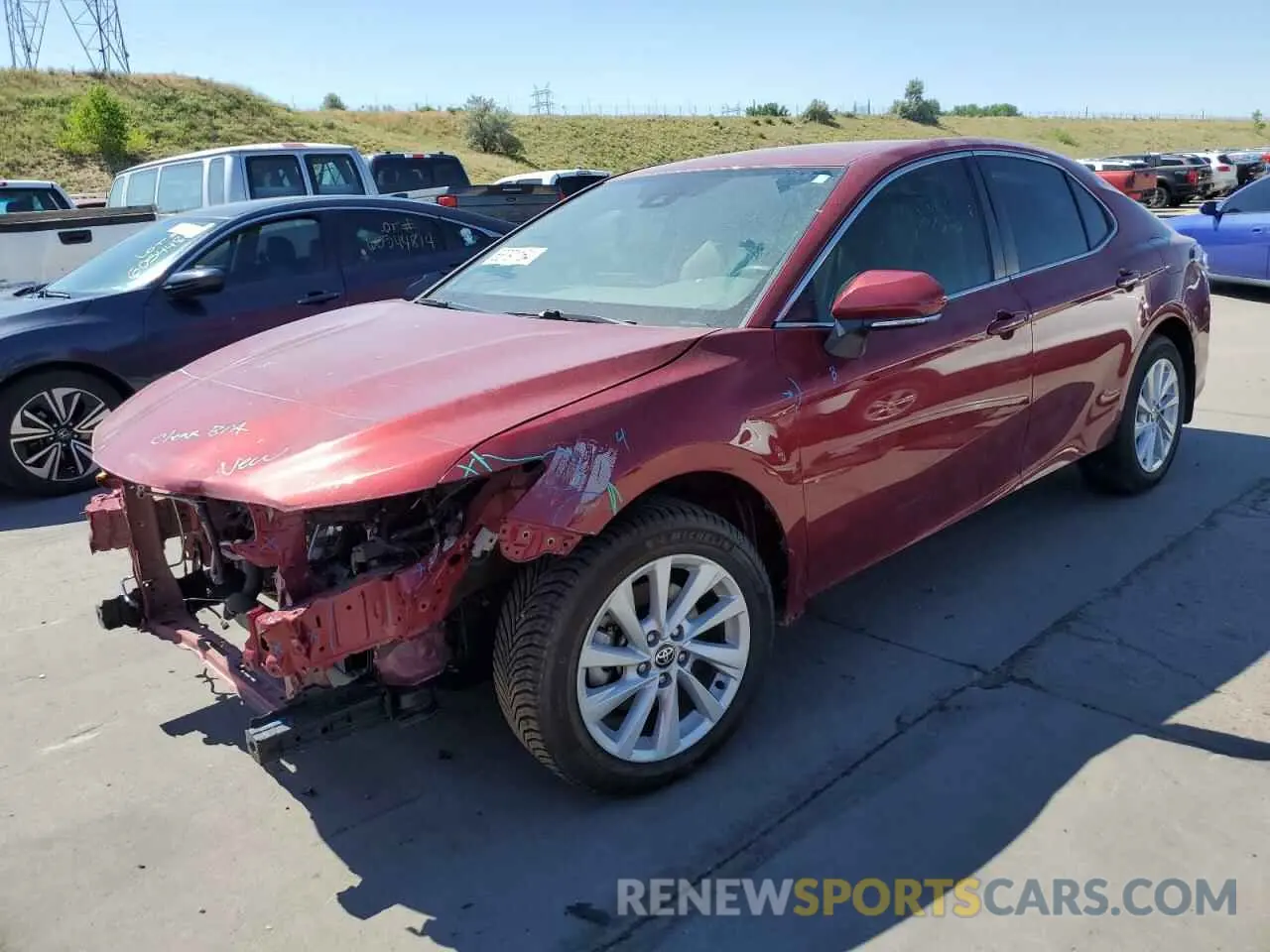 1 Photograph of a damaged car 4T1C11BK1NU055745 TOYOTA CAMRY 2022