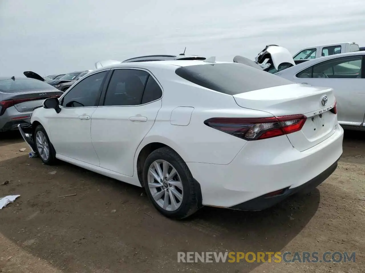 2 Photograph of a damaged car 4T1C11BK4NU049776 TOYOTA CAMRY 2022