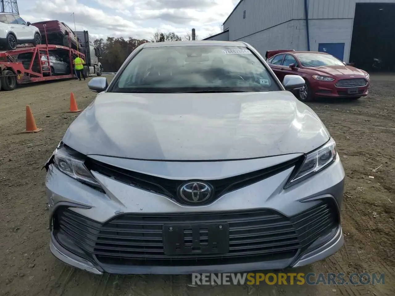 5 Photograph of a damaged car 4T1C11BK5NU063279 TOYOTA CAMRY 2022