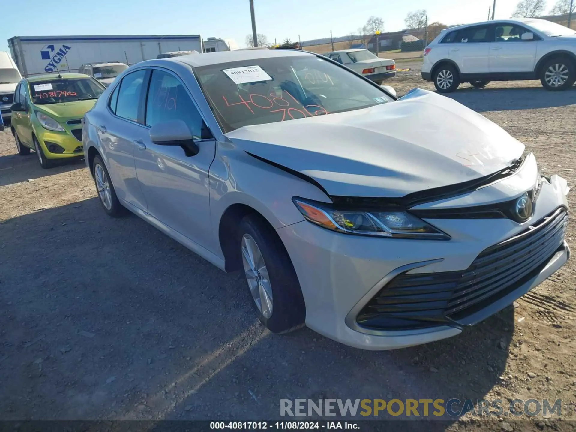 1 Photograph of a damaged car 4T1C11BK6NU055806 TOYOTA CAMRY 2022