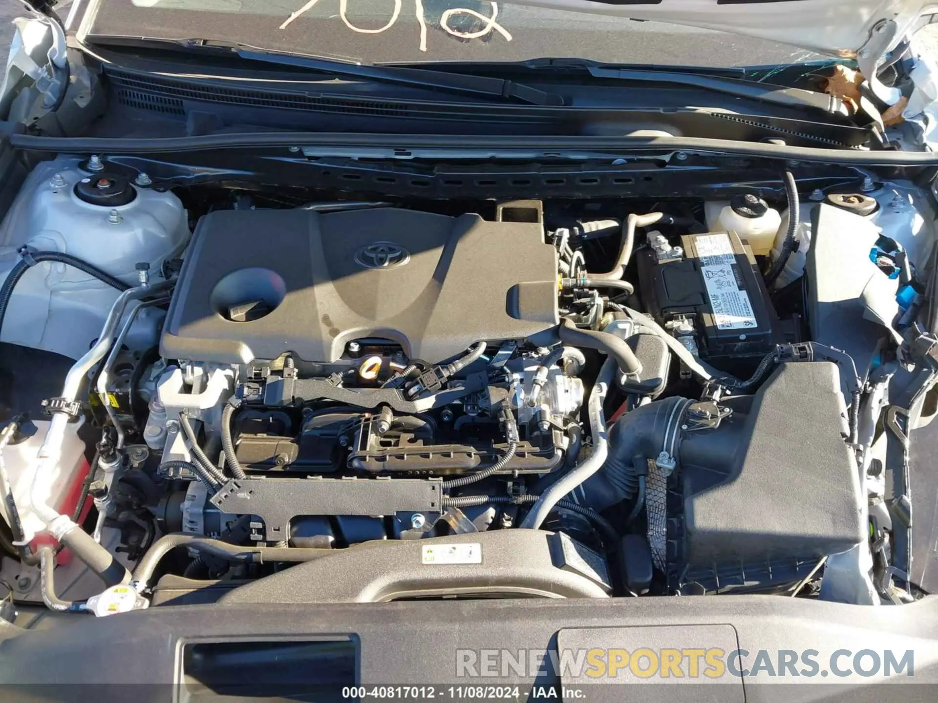 10 Photograph of a damaged car 4T1C11BK6NU055806 TOYOTA CAMRY 2022