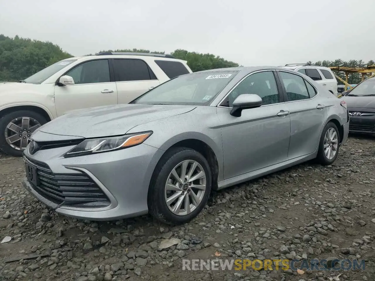1 Photograph of a damaged car 4T1C11BK6NU056633 TOYOTA CAMRY 2022