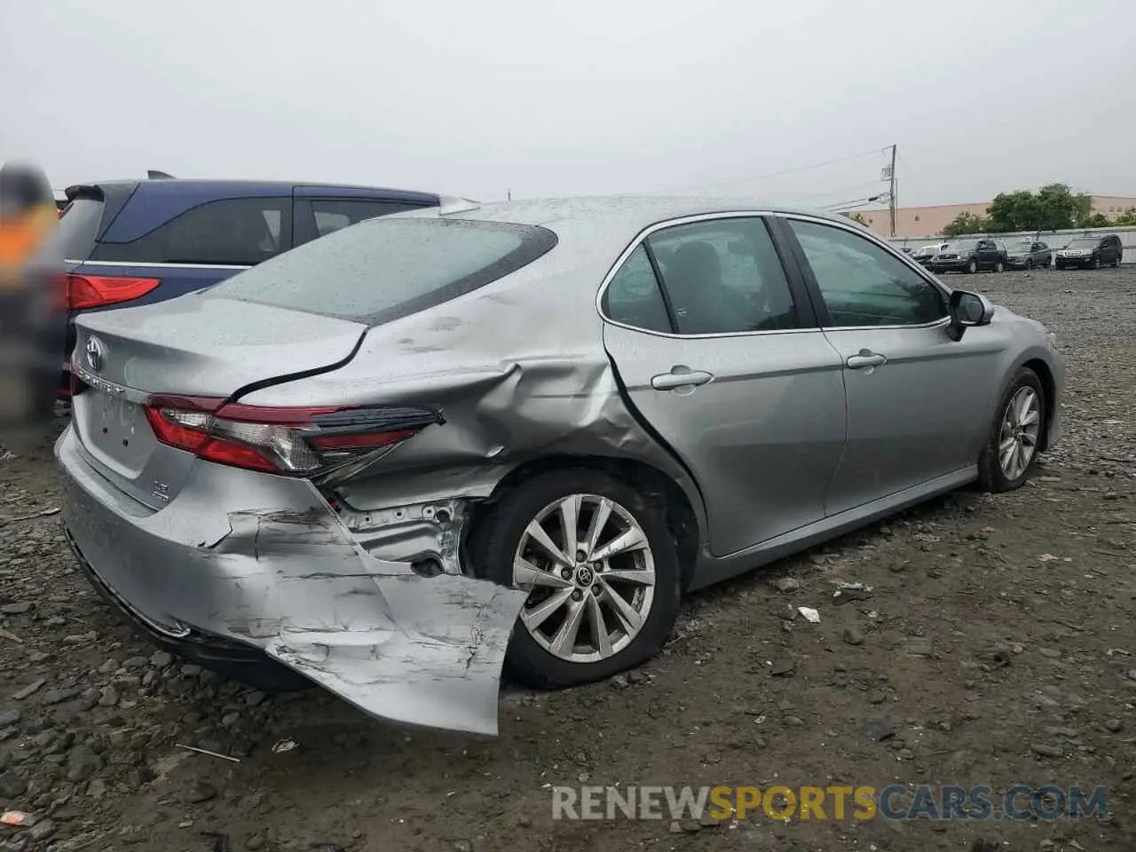 3 Photograph of a damaged car 4T1C11BK6NU056633 TOYOTA CAMRY 2022