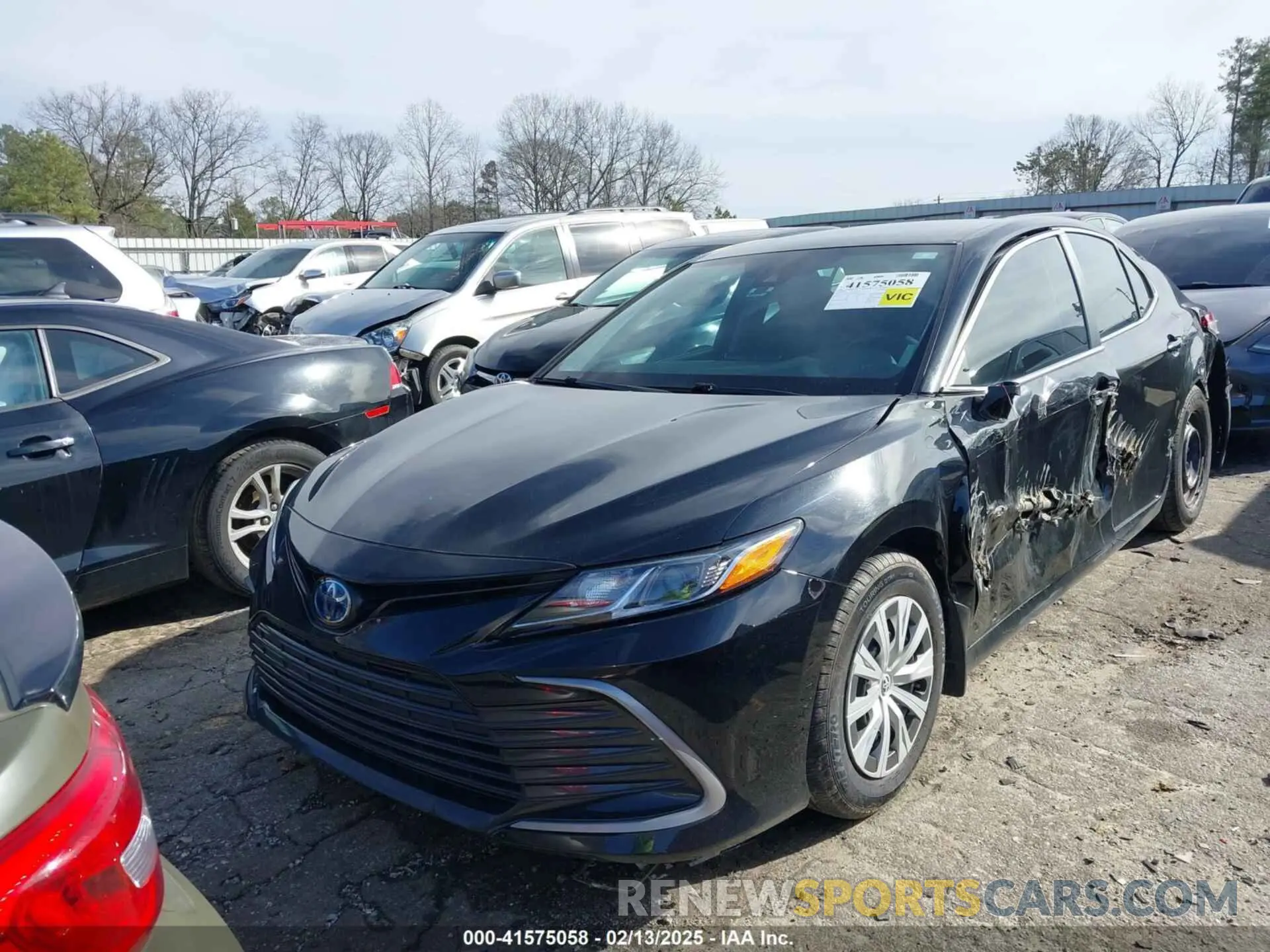 2 Photograph of a damaged car 4T1C31AK1NU579117 TOYOTA CAMRY 2022