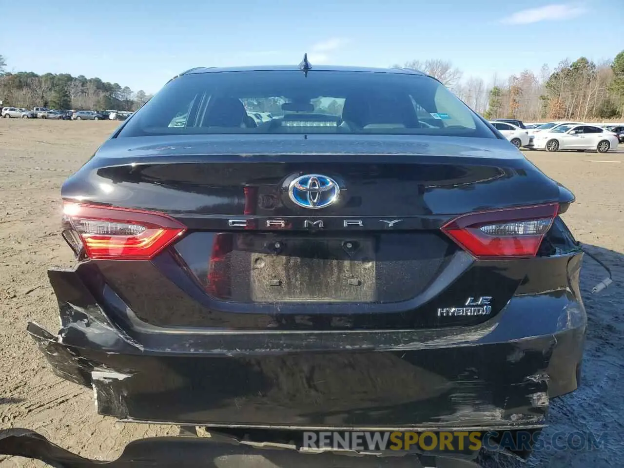 6 Photograph of a damaged car 4T1C31AK1NU580719 TOYOTA CAMRY 2022