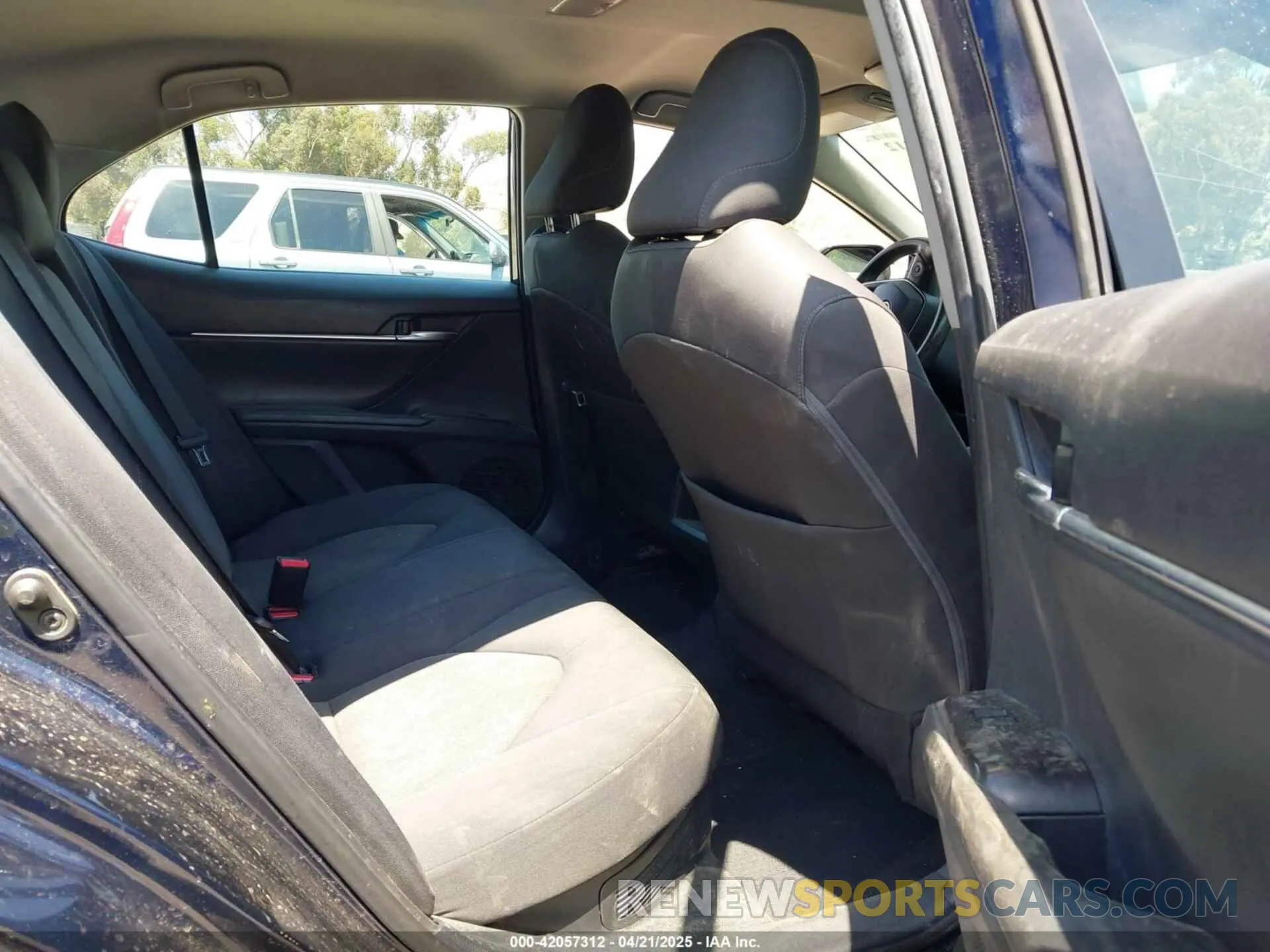 8 Photograph of a damaged car 4T1C31AK2NU572063 TOYOTA CAMRY 2022
