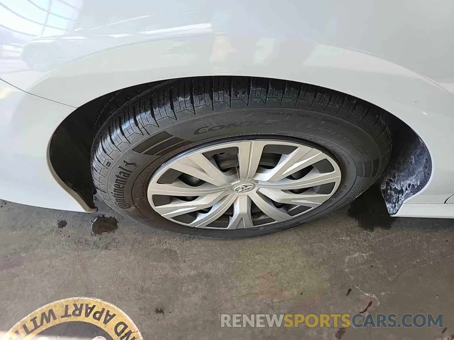 1 Фотография поврежденного автомобиля 4T1C31AK3NU037484 TOYOTA CAMRY 2022