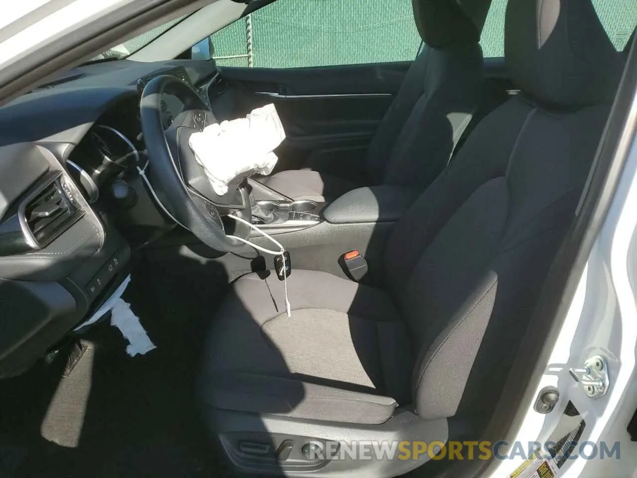 7 Фотография поврежденного автомобиля 4T1C31AK3NU589857 TOYOTA CAMRY 2022