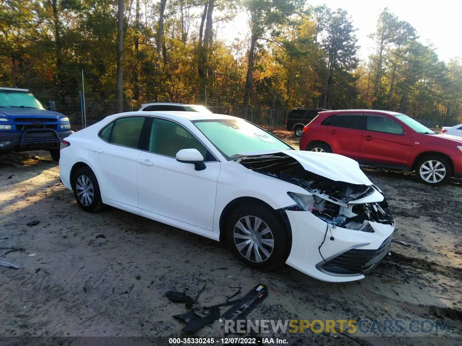1 Фотография поврежденного автомобиля 4T1C31AK5NU580867 TOYOTA CAMRY 2022