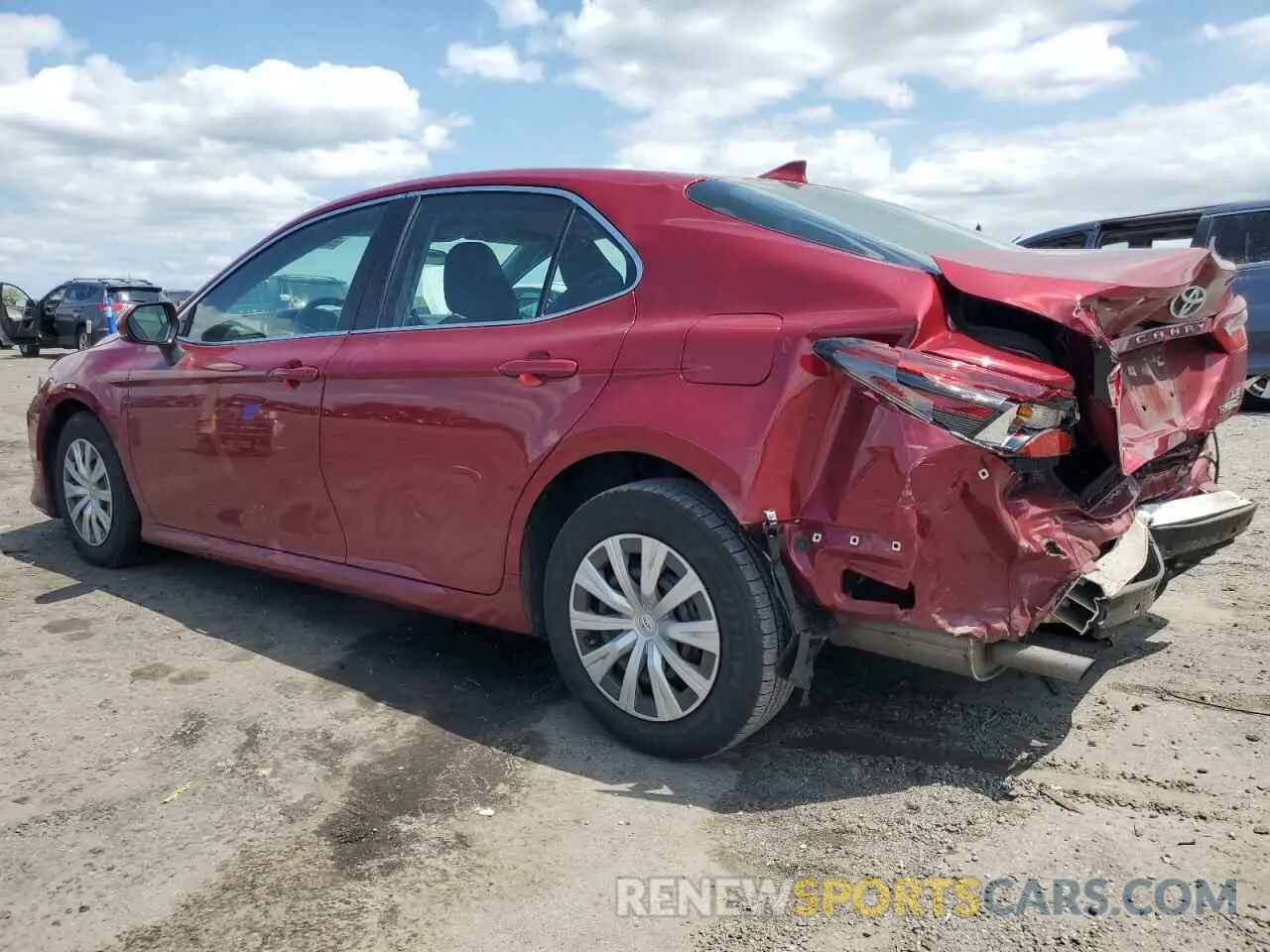 2 Photograph of a damaged car 4T1C31AK5NU589259 TOYOTA CAMRY 2022