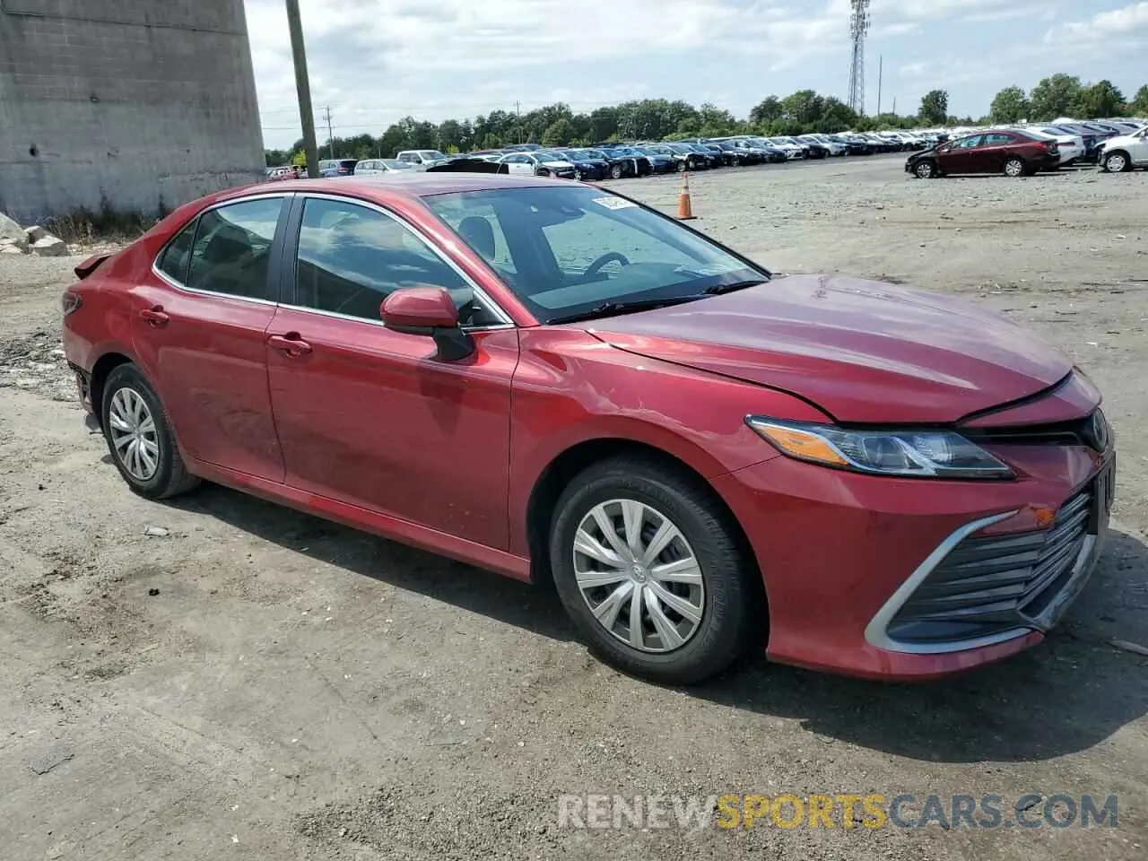 4 Photograph of a damaged car 4T1C31AK5NU589259 TOYOTA CAMRY 2022
