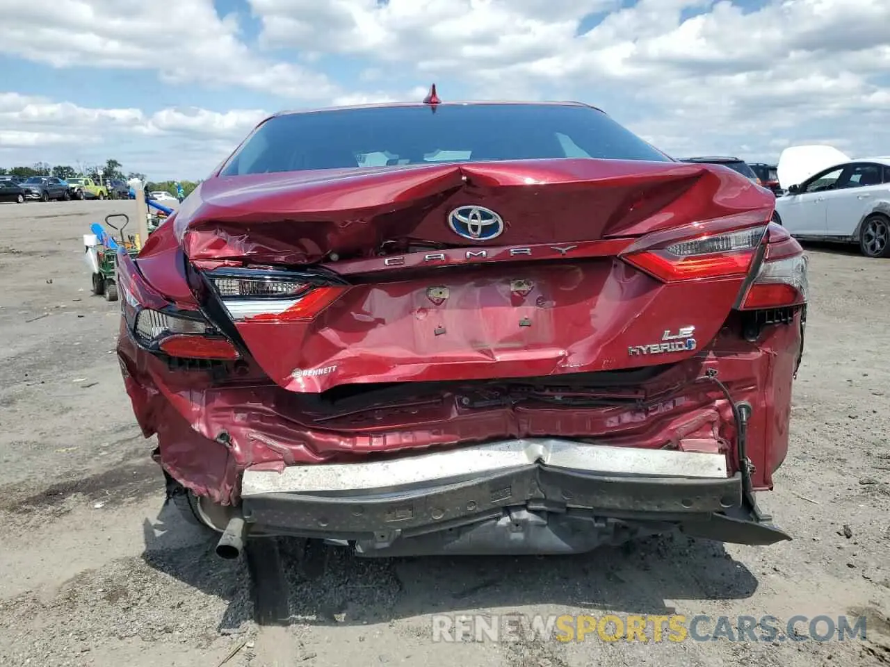 6 Photograph of a damaged car 4T1C31AK5NU589259 TOYOTA CAMRY 2022