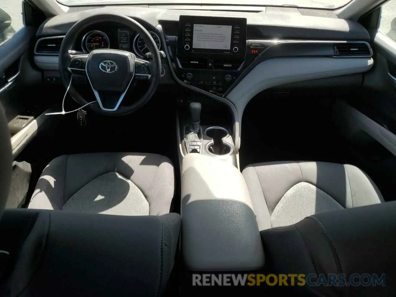 8 Фотография поврежденного автомобиля 4T1C31AK7NU574875 TOYOTA CAMRY 2022