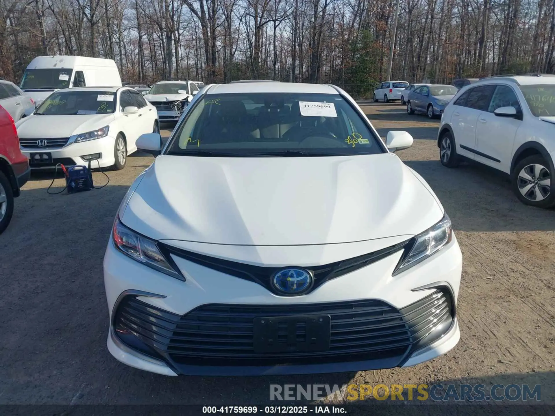 12 Photograph of a damaged car 4T1C31AK8NU589613 TOYOTA CAMRY 2022