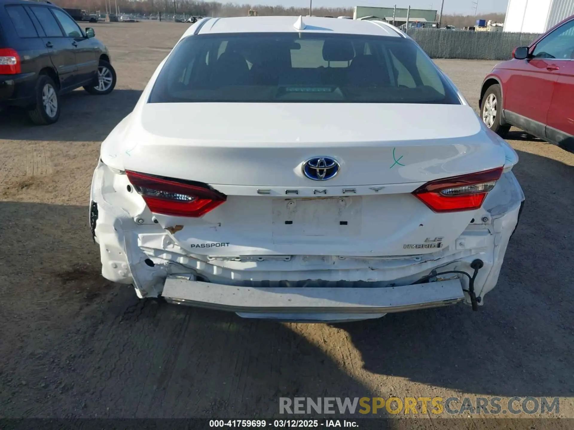 6 Photograph of a damaged car 4T1C31AK8NU589613 TOYOTA CAMRY 2022