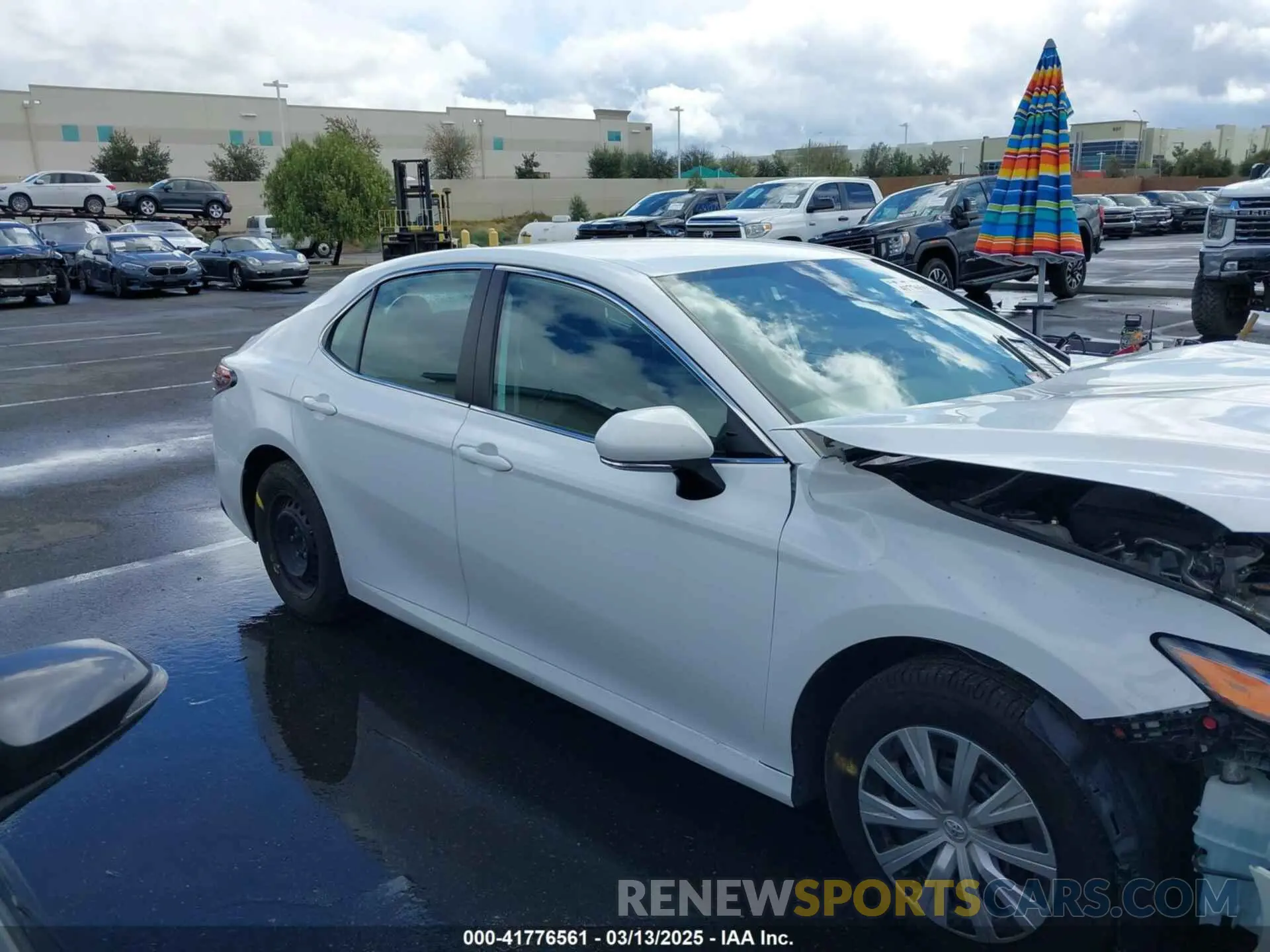 14 Фотография поврежденного автомобиля 4T1C31AK9NU576935 TOYOTA CAMRY 2022