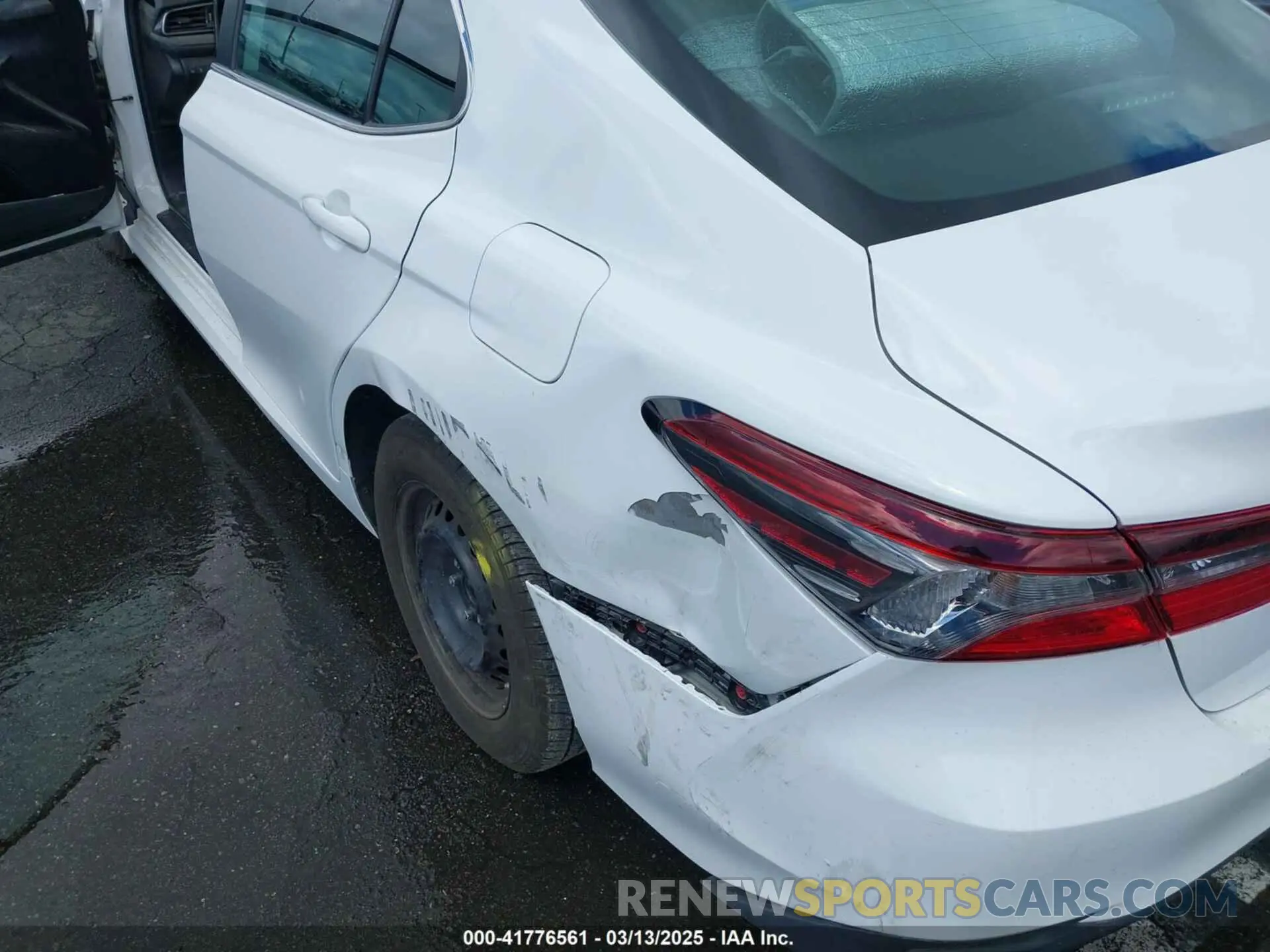 18 Фотография поврежденного автомобиля 4T1C31AK9NU576935 TOYOTA CAMRY 2022