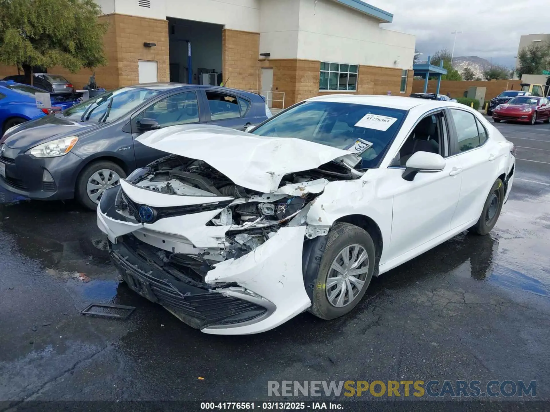 2 Фотография поврежденного автомобиля 4T1C31AK9NU576935 TOYOTA CAMRY 2022