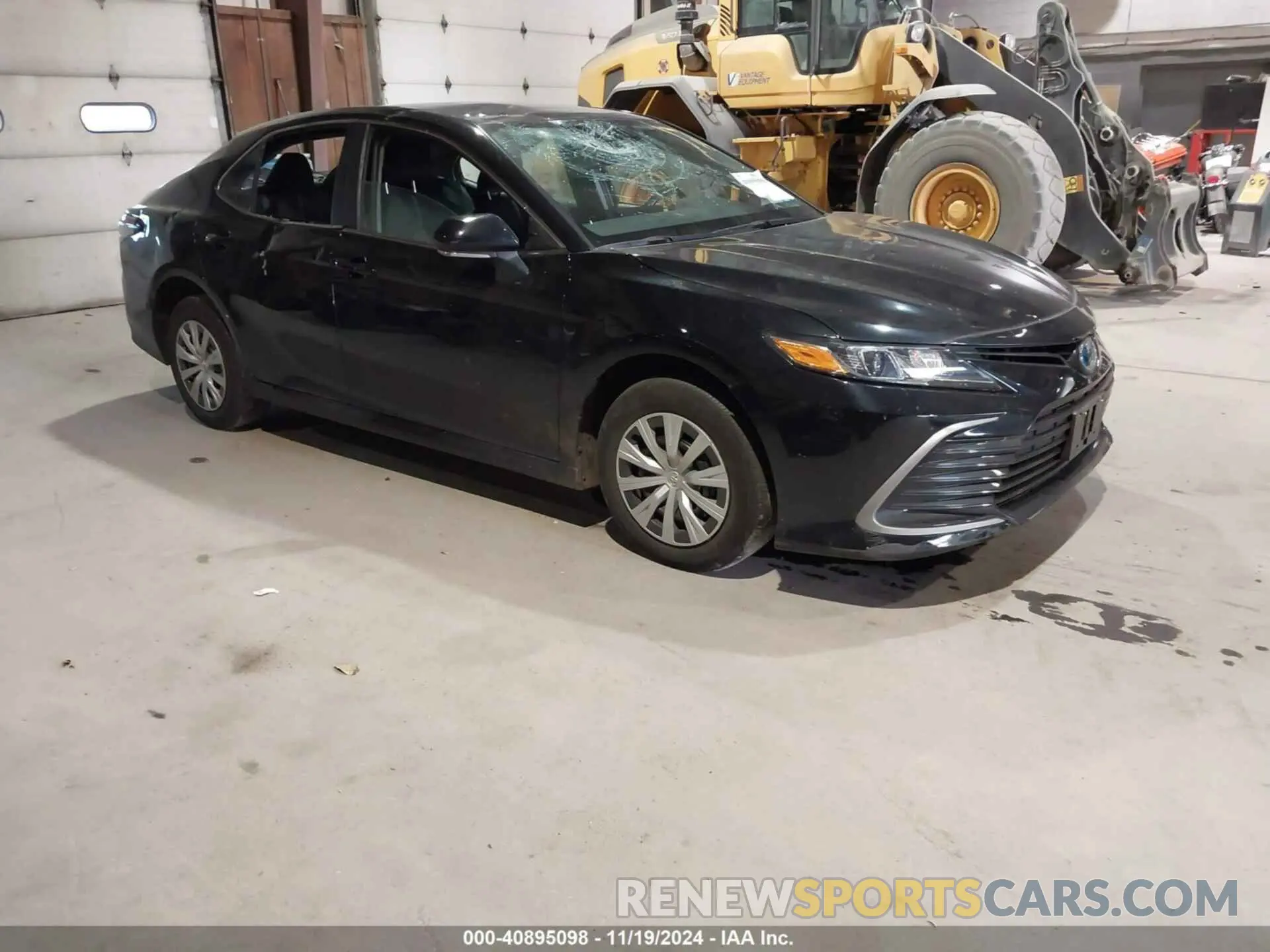 1 Photograph of a damaged car 4T1C31AK9NU582279 TOYOTA CAMRY 2022