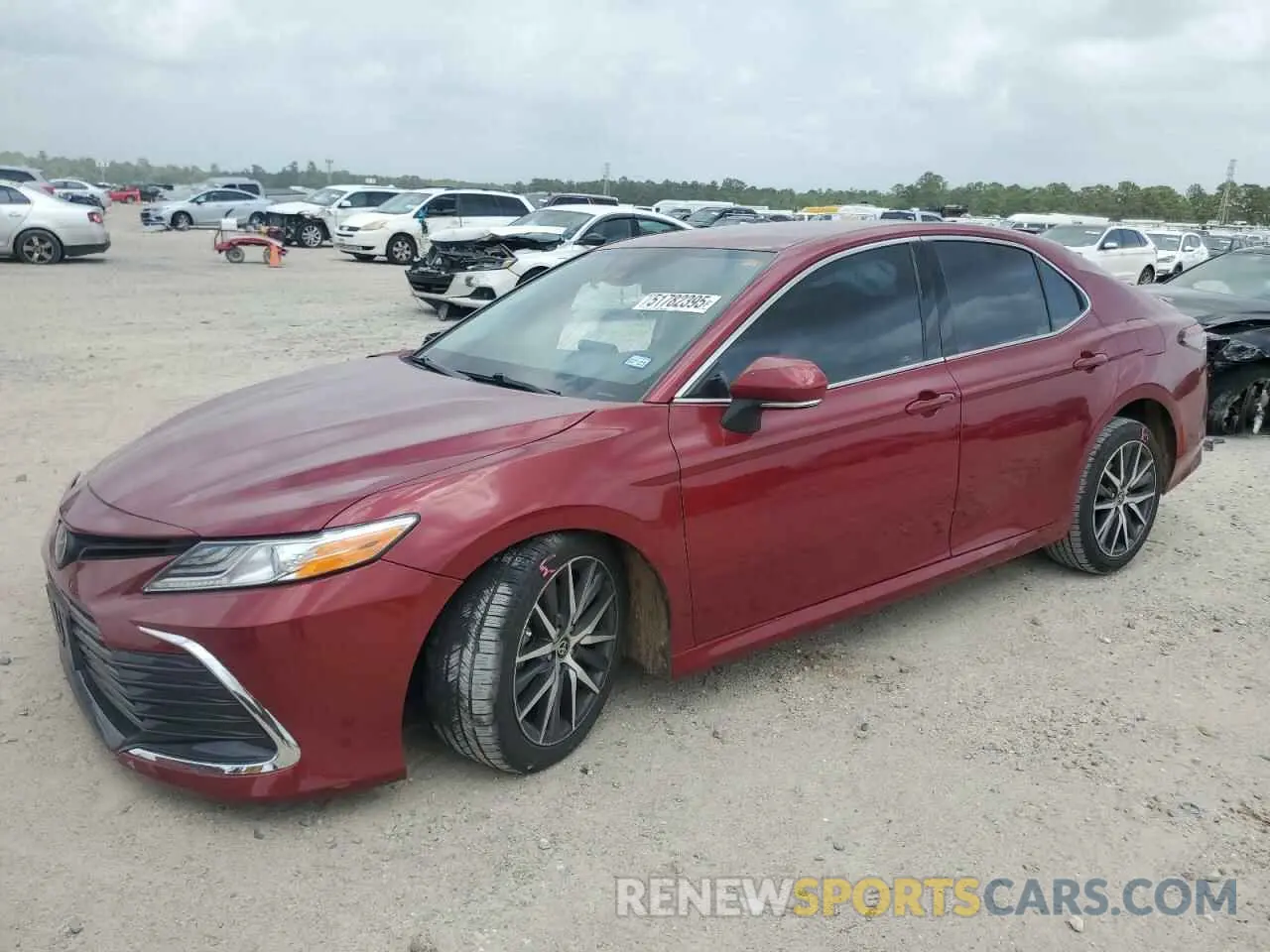 1 Photograph of a damaged car 4T1F11AK2NU025653 TOYOTA CAMRY 2022