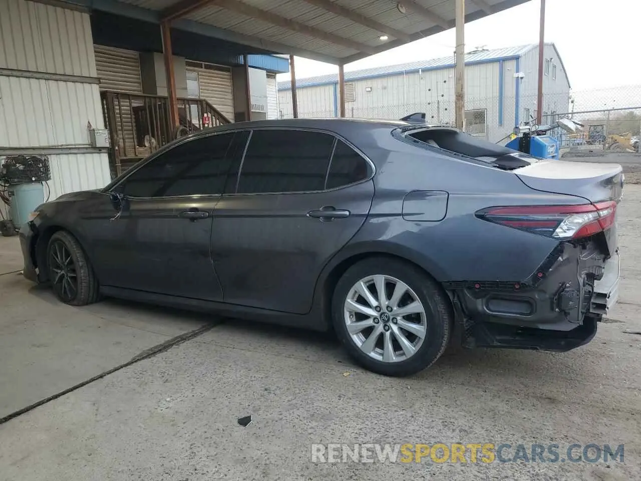 2 Photograph of a damaged car 4T1F11AK2NU030464 TOYOTA CAMRY 2022