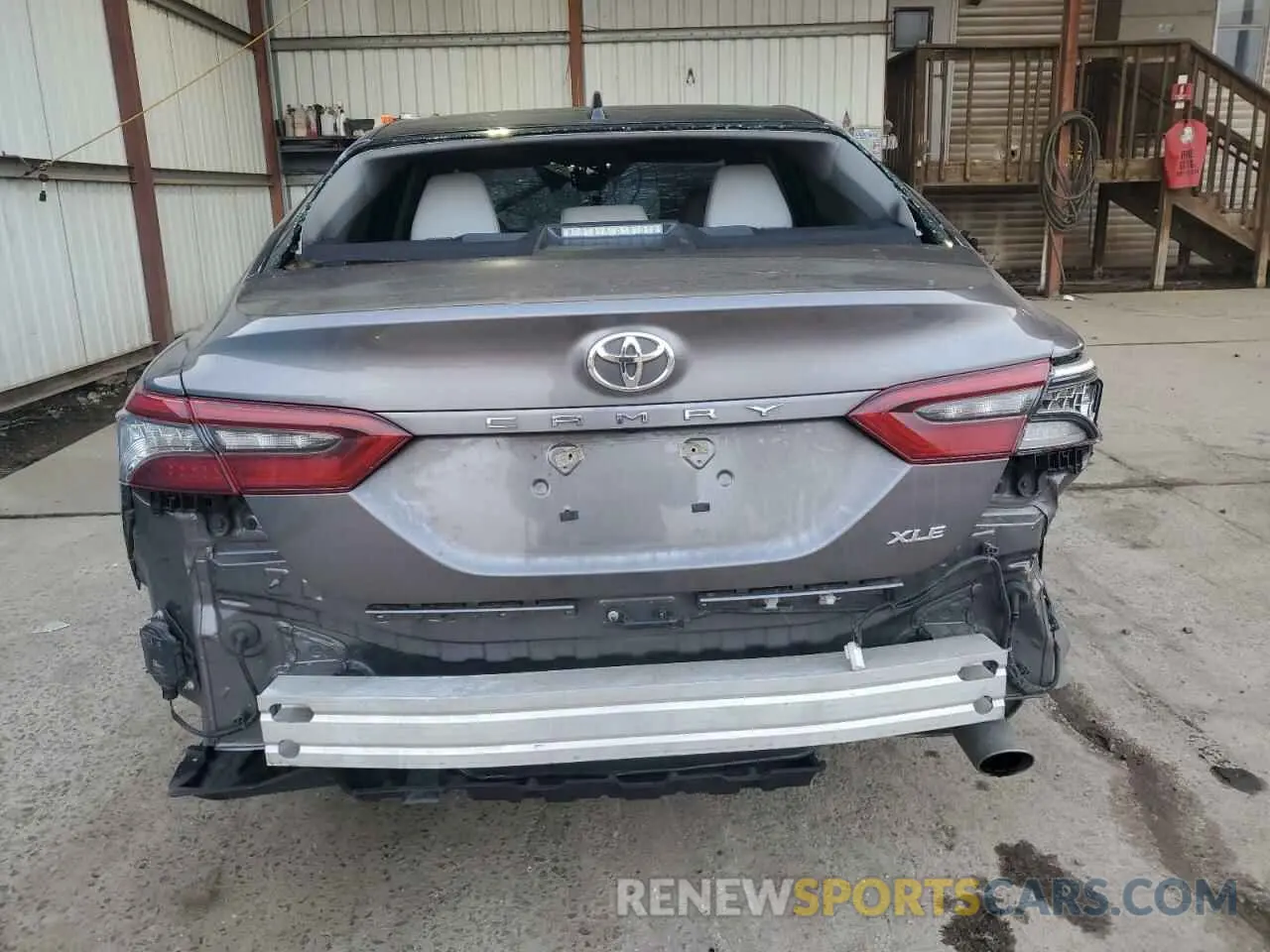 6 Photograph of a damaged car 4T1F11AK2NU030464 TOYOTA CAMRY 2022