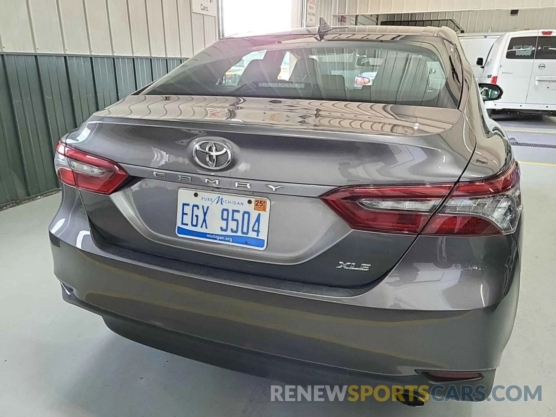 33 Фотография поврежденного автомобиля 4T1F11AK3NU021823 TOYOTA CAMRY 2022