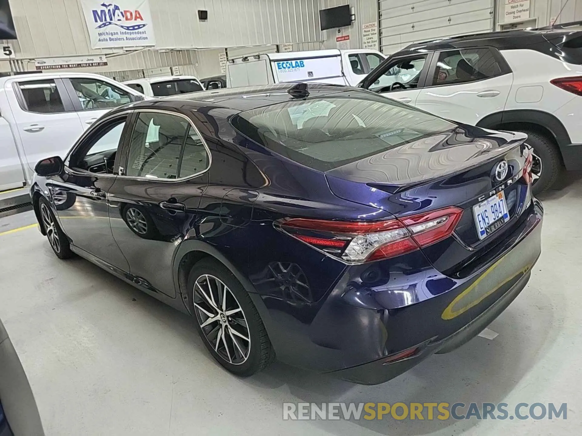 8 Фотография поврежденного автомобиля 4T1F11AK7NU020030 TOYOTA CAMRY 2022