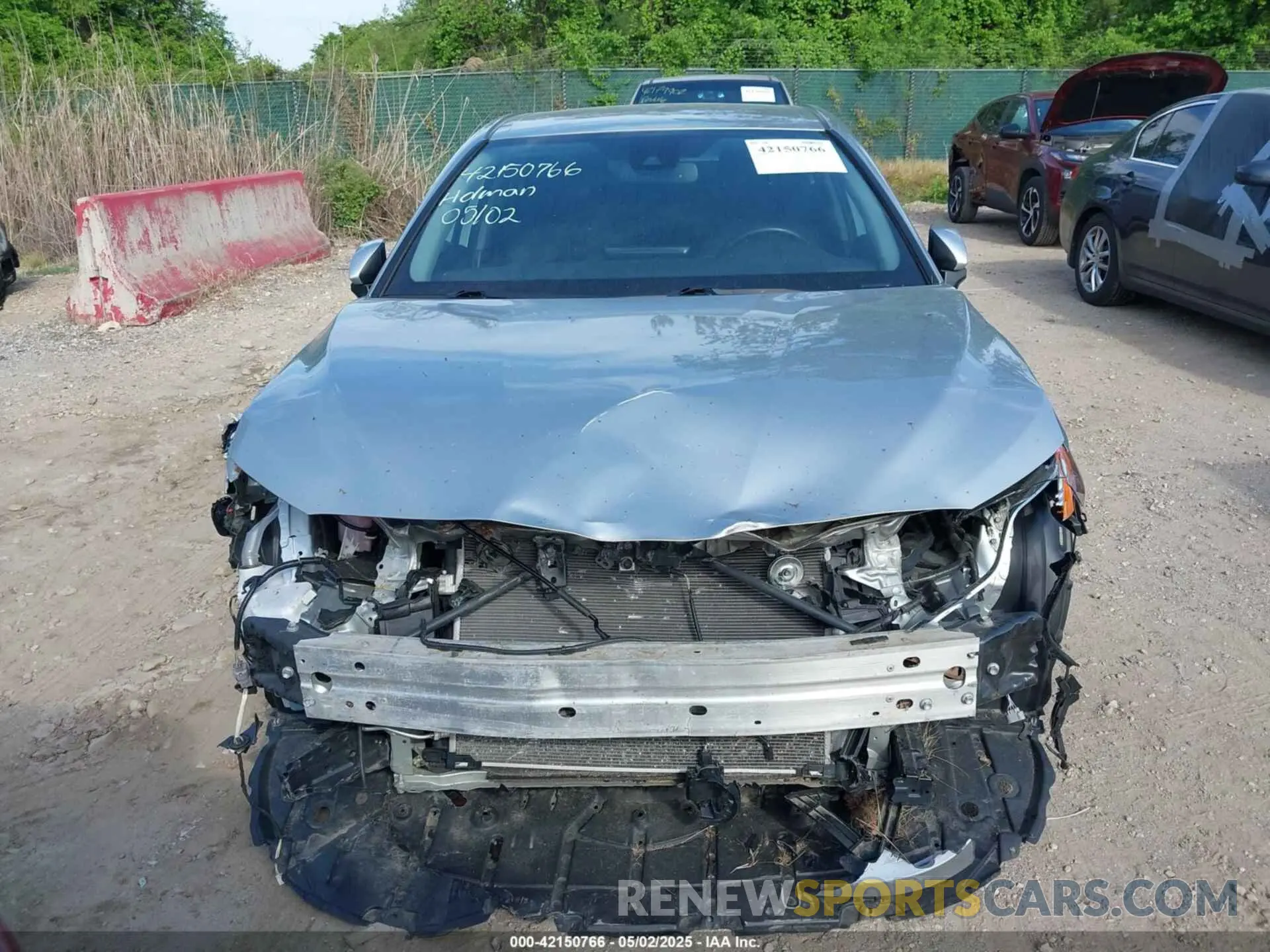 13 Photograph of a damaged car 4T1F11AK9NU020501 TOYOTA CAMRY 2022